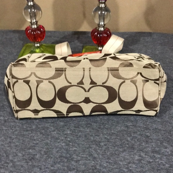 Nice Coach Satchel - Picture 6 of 8